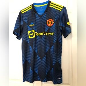 Adidas Manchester United soccer jersey M